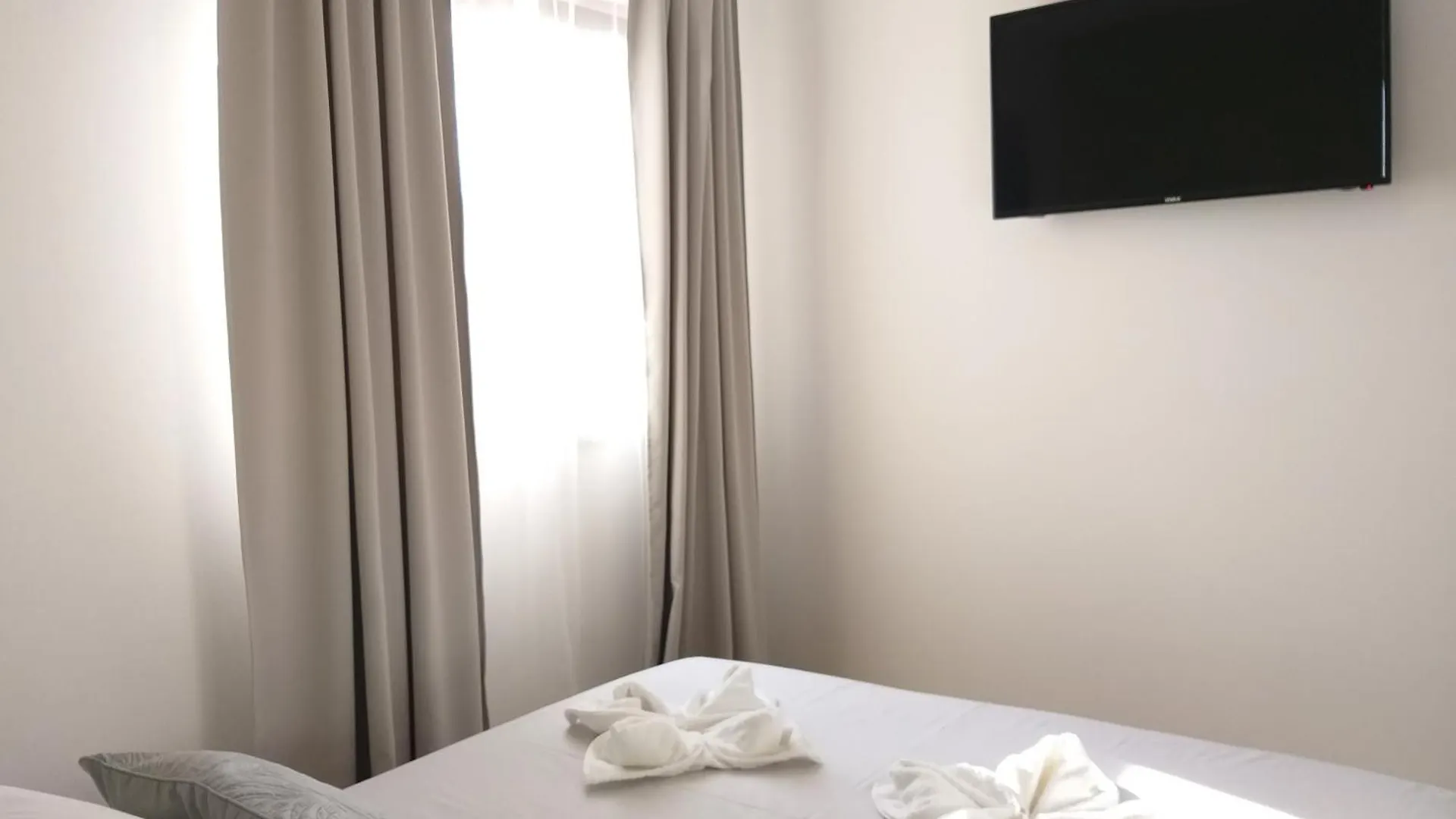 App Eroa Apartman Orbanici